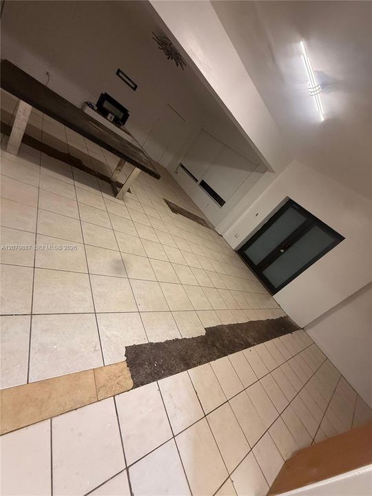В аренду: $2,700 (2 спален, 2 ванн, 1200 Квадратных фут)