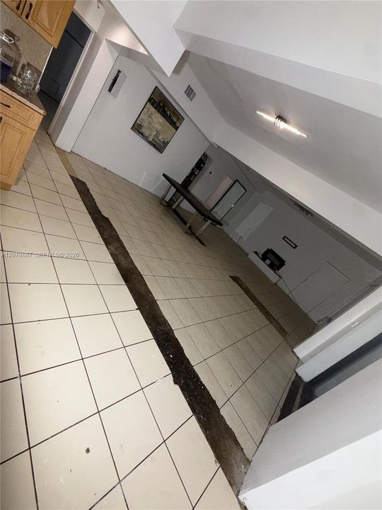 В аренду: $2,700 (2 спален, 2 ванн, 1200 Квадратных фут)