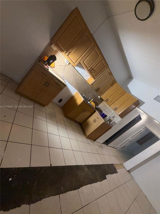 В аренду: $2,700 (2 спален, 2 ванн, 1200 Квадратных фут)