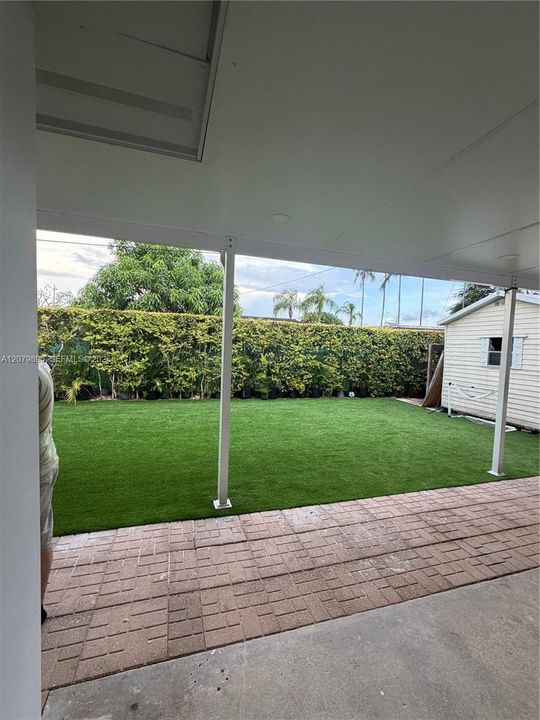 For Sale: $820,000 (4 beds, 3 baths, 1644 Square Feet)