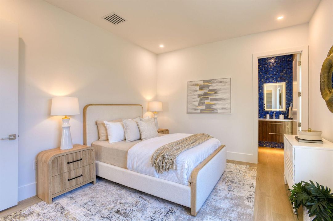 10 Second Bedroom 3