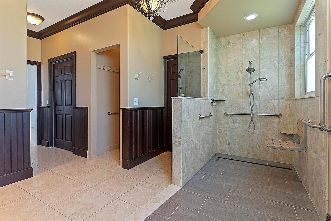 444 Rolling Hill Dr - 096