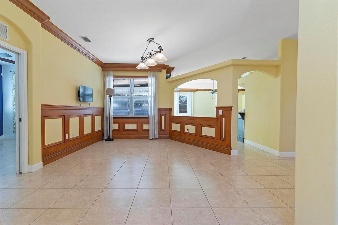 444 Rolling Hill Dr - 060