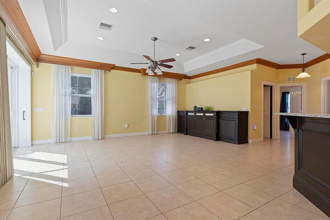 444 Rolling Hill Dr - 069