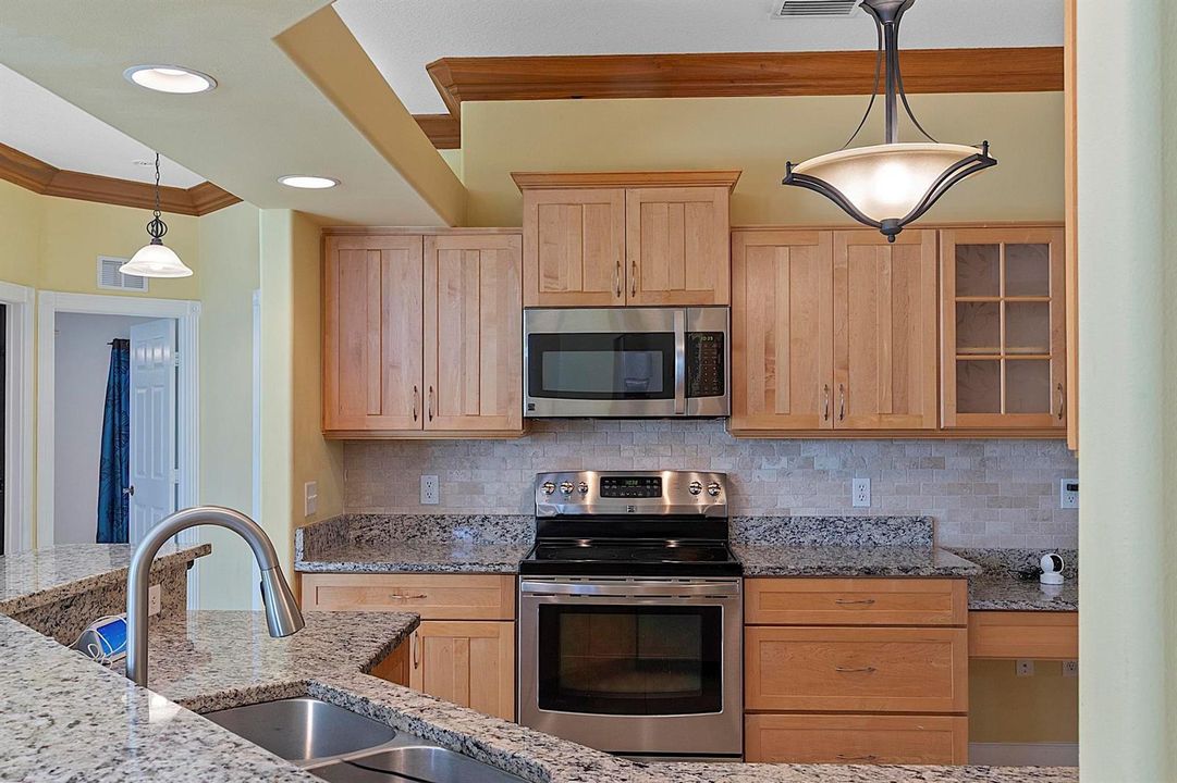 444 Rolling Hill Dr - 076