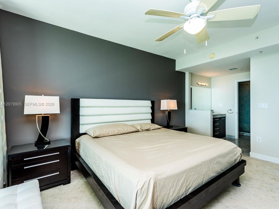 For Rent: $5,000 (2 beds, 2 baths, 1467 Square Feet)