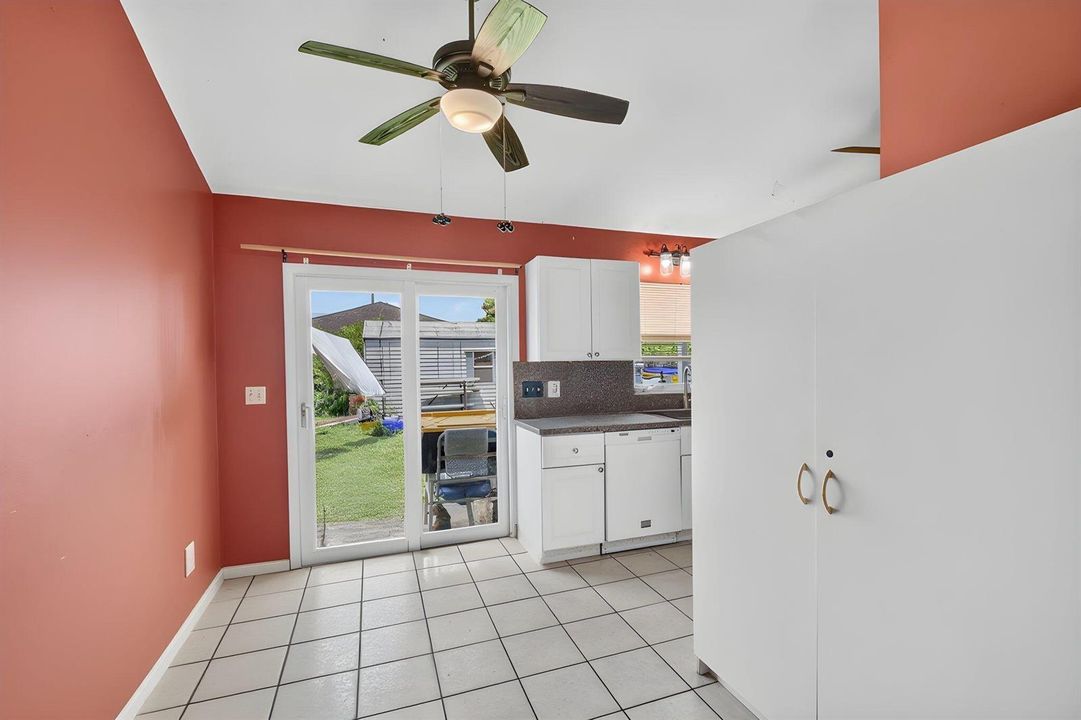 Dining Room kitchen with pantry