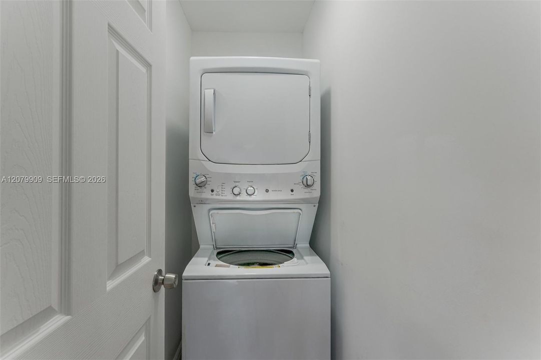 En Renta: $10,000 (3 camas, 3 baños, 1537 Pies cuadrados)