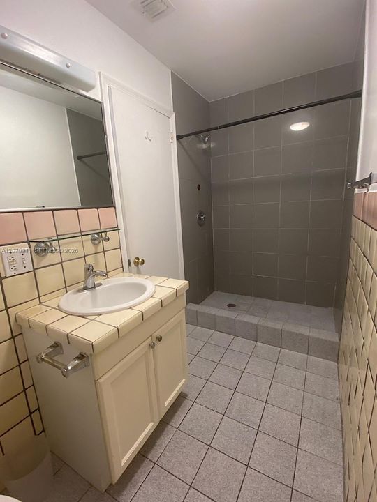 En Renta: $2,000 (1 camas, 1 baños, 450 Pies cuadrados)