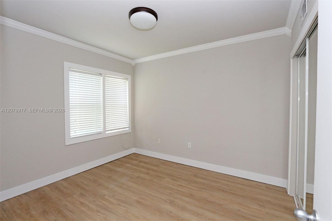 For Rent: $2,695 (2 beds, 1 baths, 700 Square Feet)
