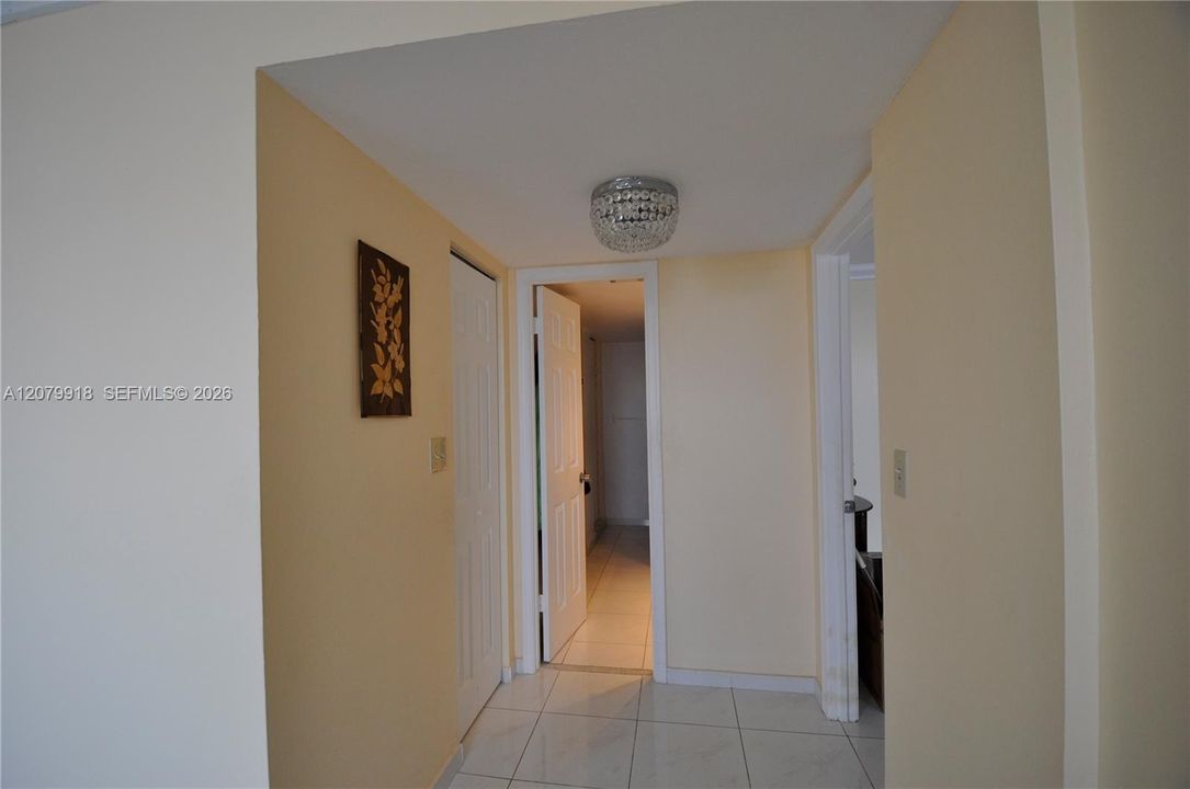 В аренду: $2,250 (1 спален, 2 ванн, 1217 Квадратных фут)