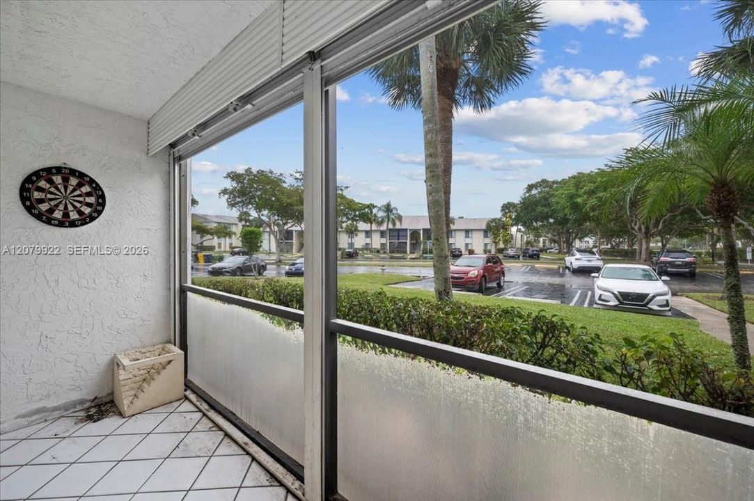 For Sale: $235,000 (3 beds, 2 baths, 1468 Square Feet)