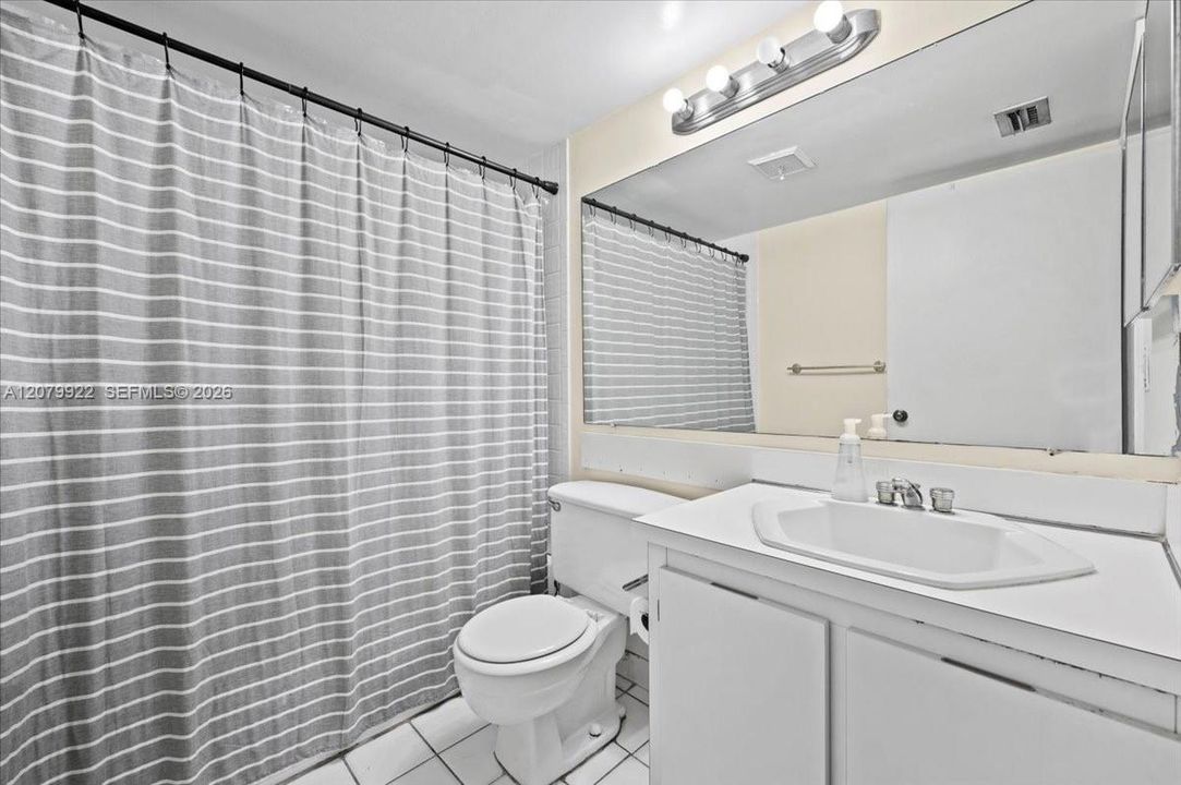 For Sale: $235,000 (3 beds, 2 baths, 1468 Square Feet)