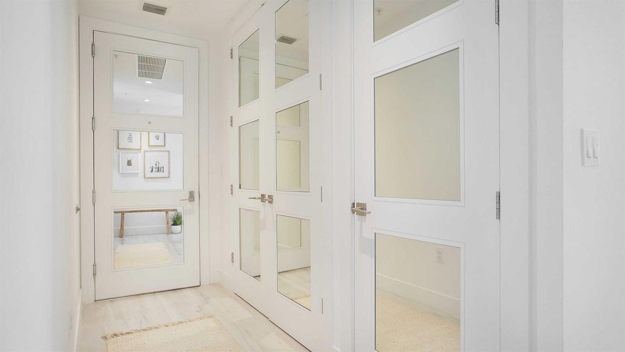 601 Boca Raton | Entry