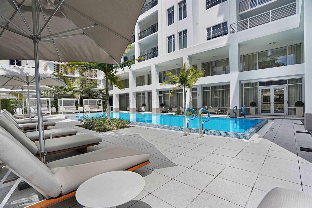 Tower 155 Boca Raton | Pool
