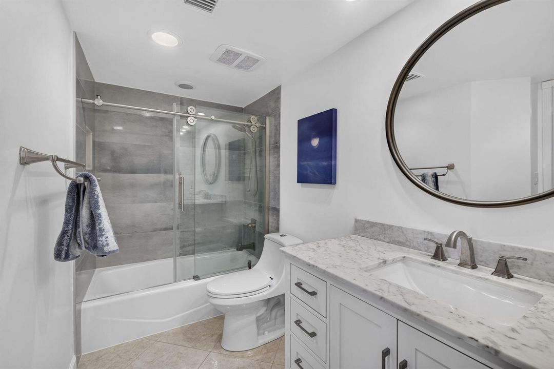 GUEST BATH