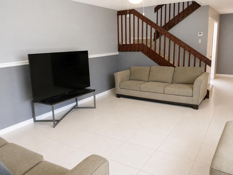32175BD1-F2A5-4D5C-9443-31E839777575