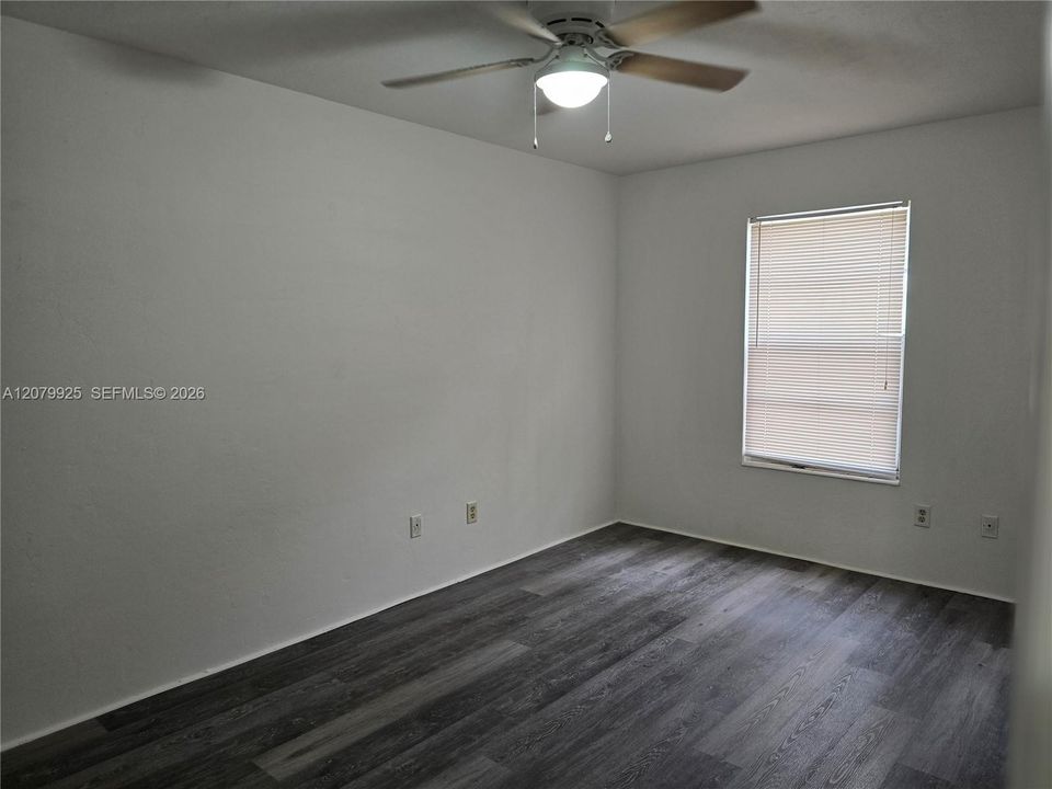 En Venta: $194,000 (3 camas, 2 baños, 1123 Pies cuadrados)