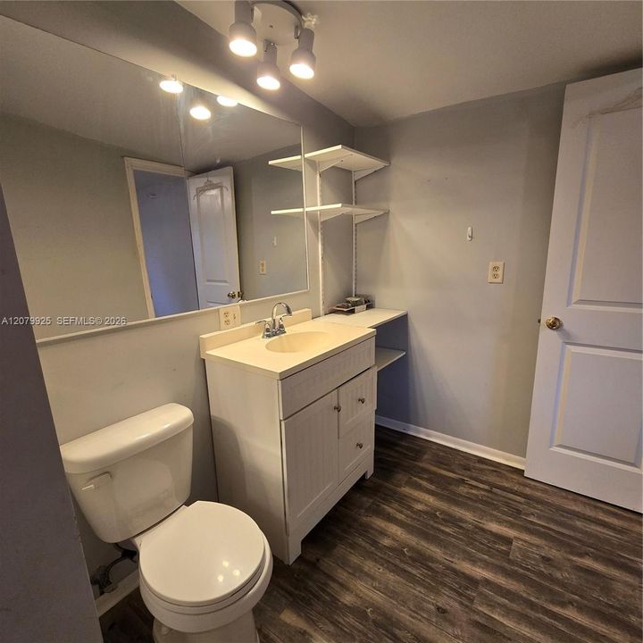 En Venta: $194,000 (3 camas, 2 baños, 1123 Pies cuadrados)