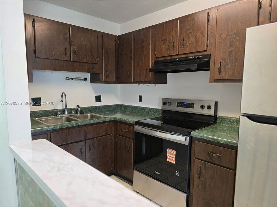 En Venta: $194,000 (3 camas, 2 baños, 1123 Pies cuadrados)