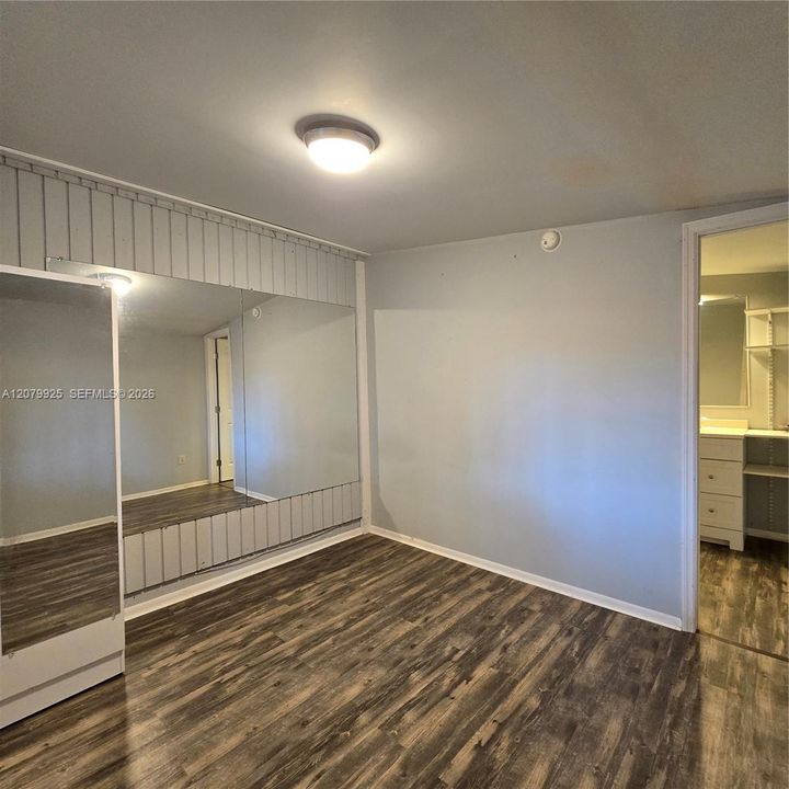 En Venta: $194,000 (3 camas, 2 baños, 1123 Pies cuadrados)