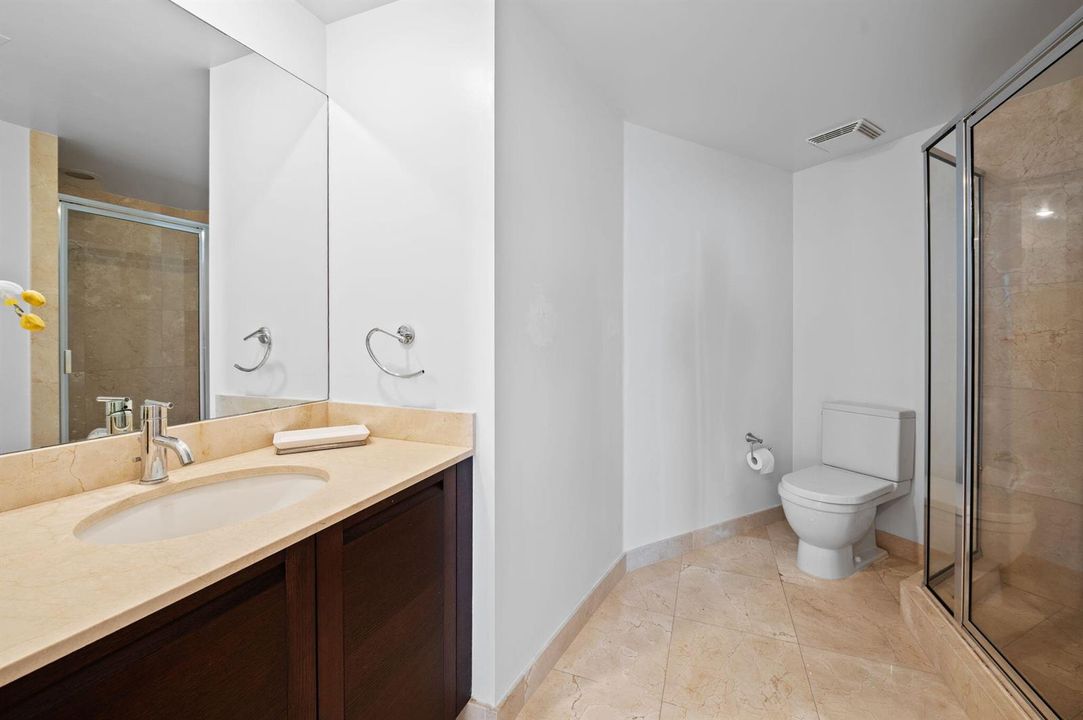 24-web-or-mls-200-sunny-isles-blvd-806