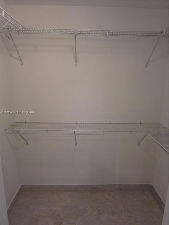 For Rent: $3,600 (1 beds, 1 baths, 745 Square Feet)