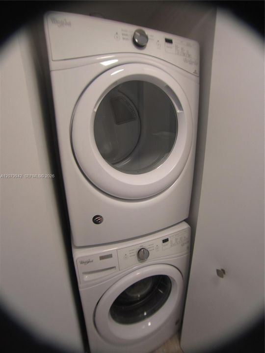 For Rent: $3,600 (1 beds, 1 baths, 745 Square Feet)