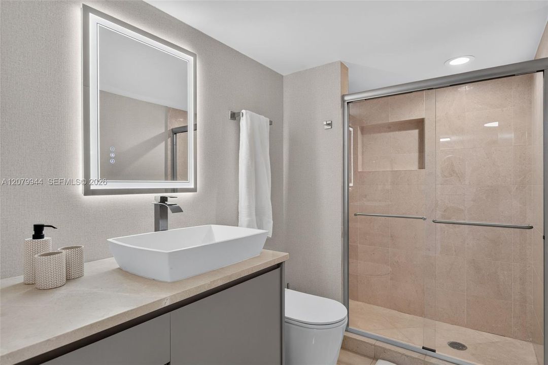 For Rent: $13,700 (3 beds, 3 baths, 2340 Square Feet)