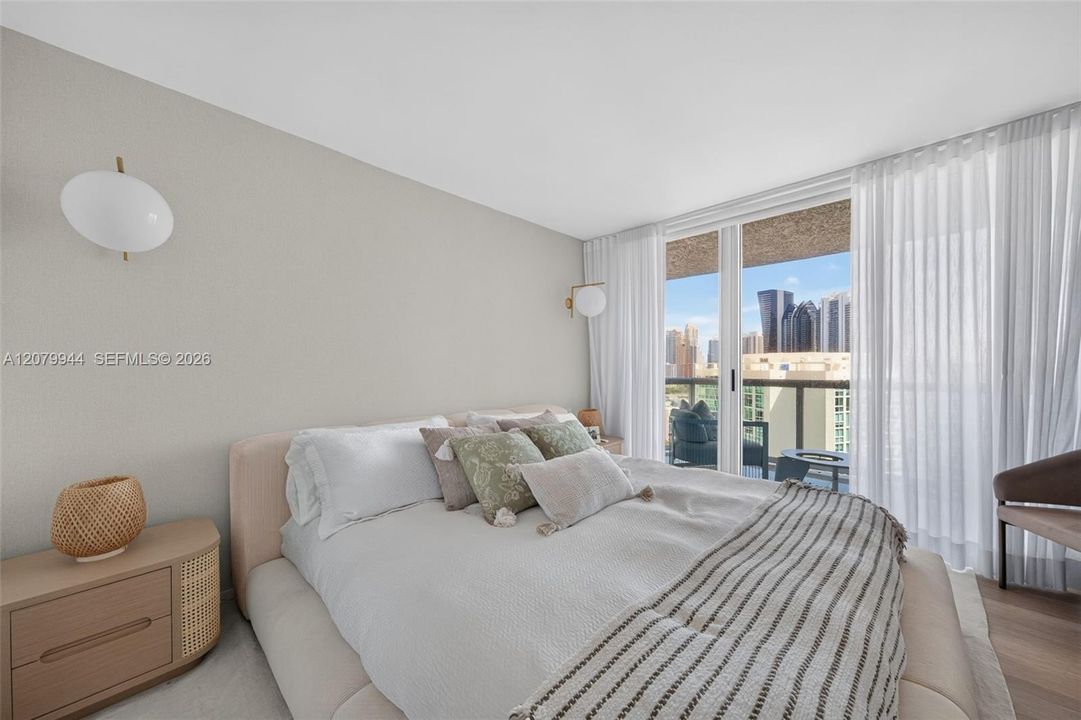 For Rent: $13,700 (3 beds, 3 baths, 2340 Square Feet)