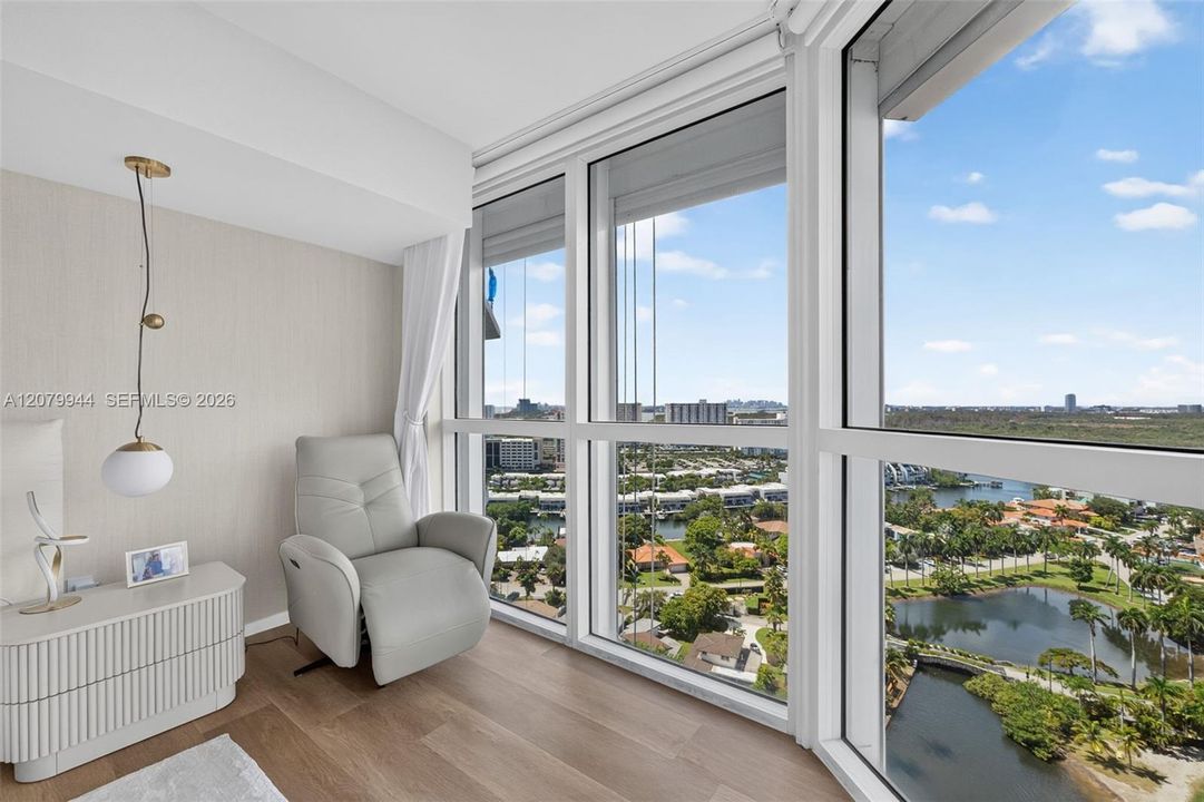 For Rent: $13,700 (3 beds, 3 baths, 2340 Square Feet)