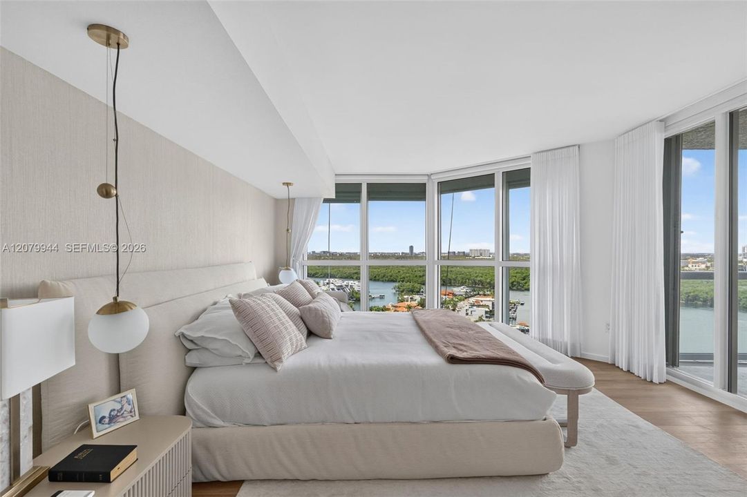 For Rent: $13,700 (3 beds, 3 baths, 2340 Square Feet)