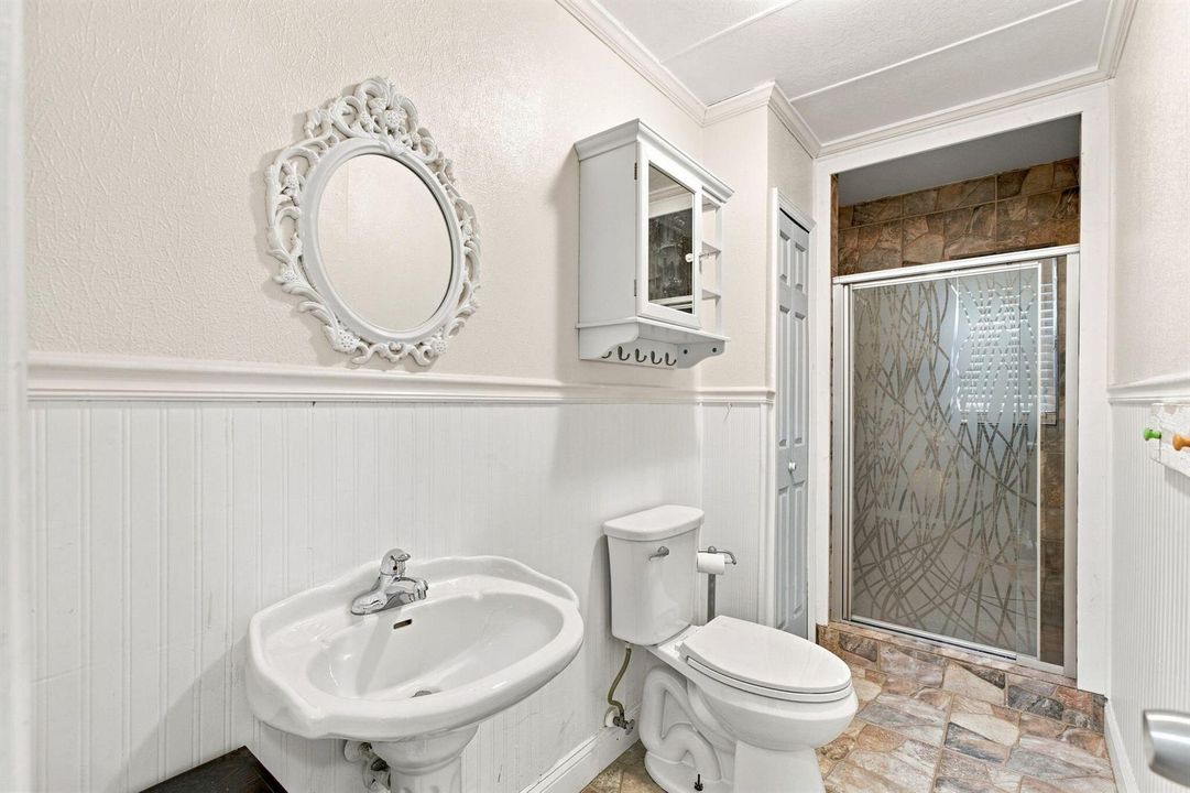 Bathroom 2