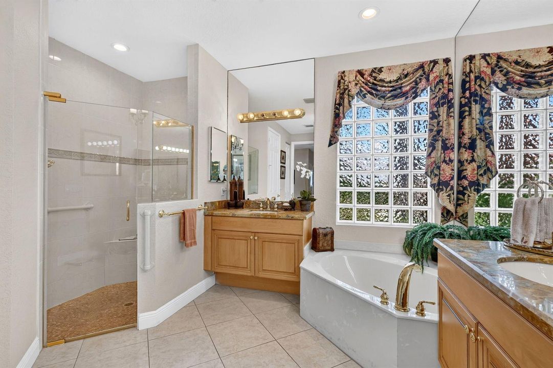42-web-or-mls-5P1A2248