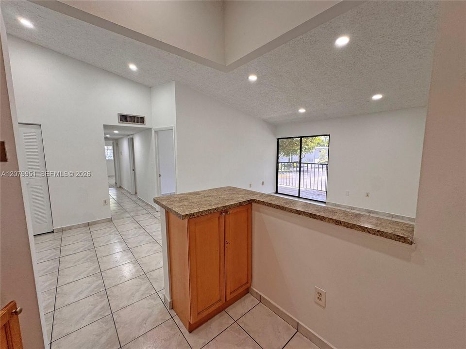 На продажу: $259,900 (3 спален, 2 ванн, 1160 Квадратных фут)