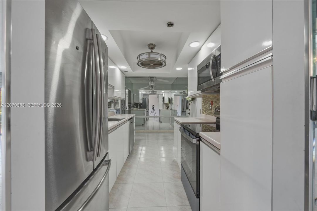 На продажу: $239,000 (3 спален, 2 ванн, 1310 Квадратных фут)