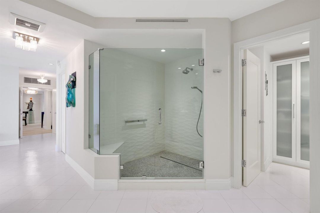 700 S Ocean Blvd - 52.jpg-SMALL