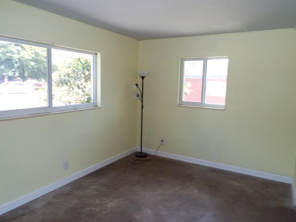 2600SW5ST011