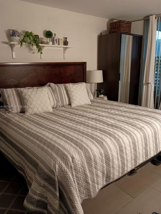 В аренду: $1,800 (1 спален, 1 ванн, 0 Квадратных фут)
