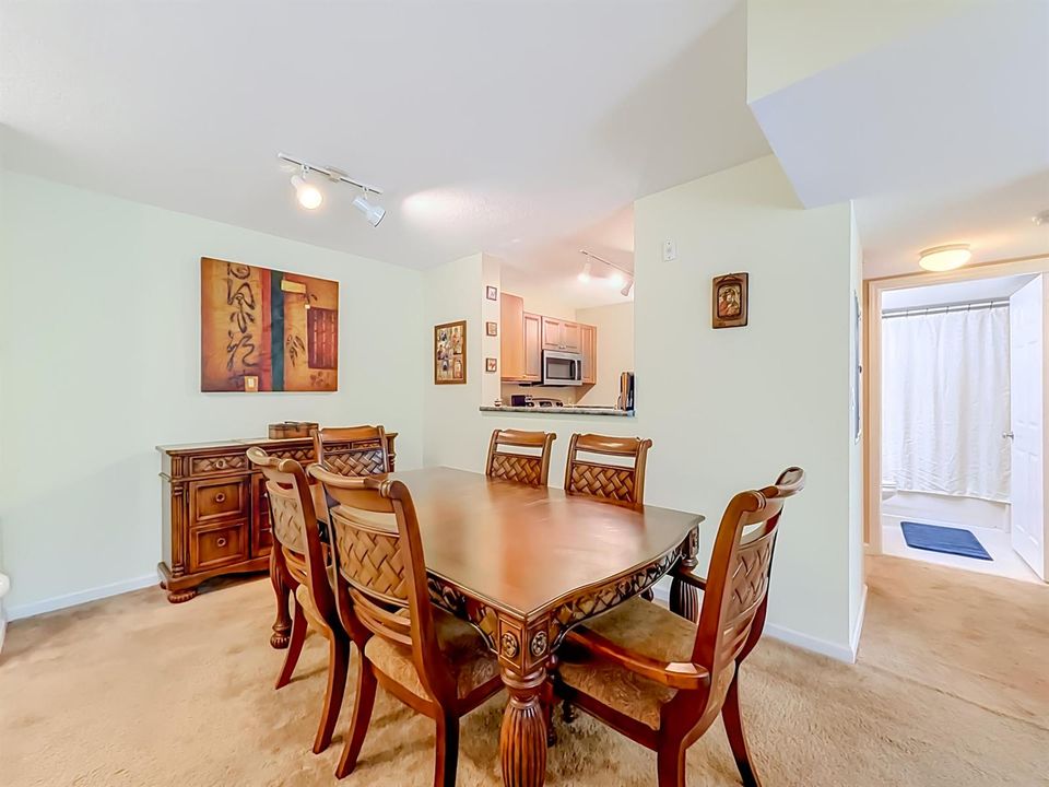 519 E Sheridan Street #404-17