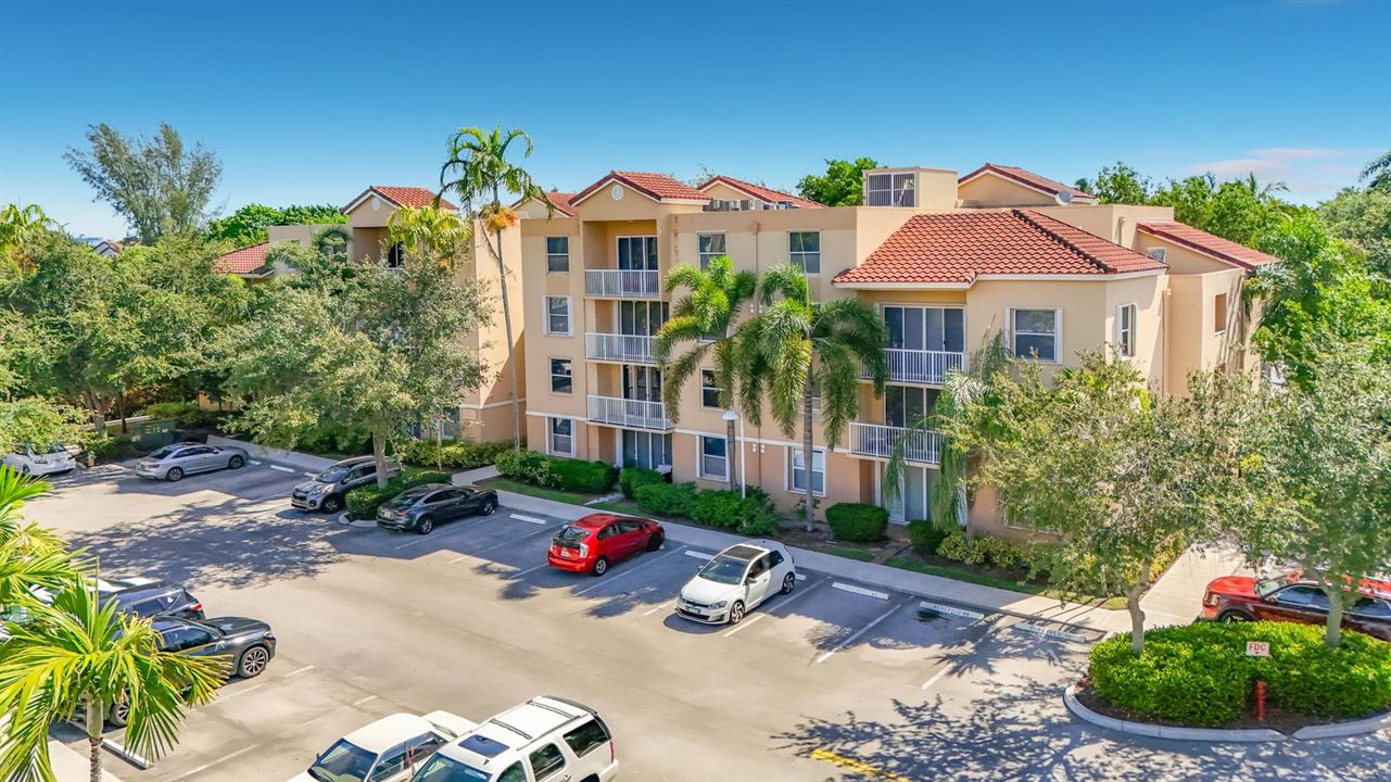 519 E Sheridan Street #404-9