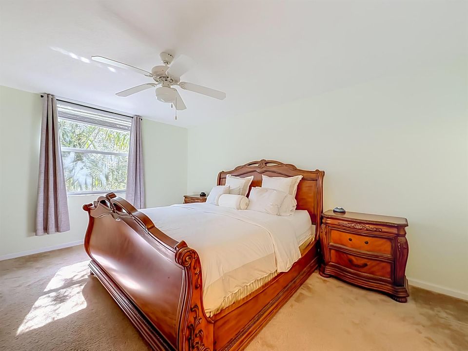 519 E Sheridan Street #404-62