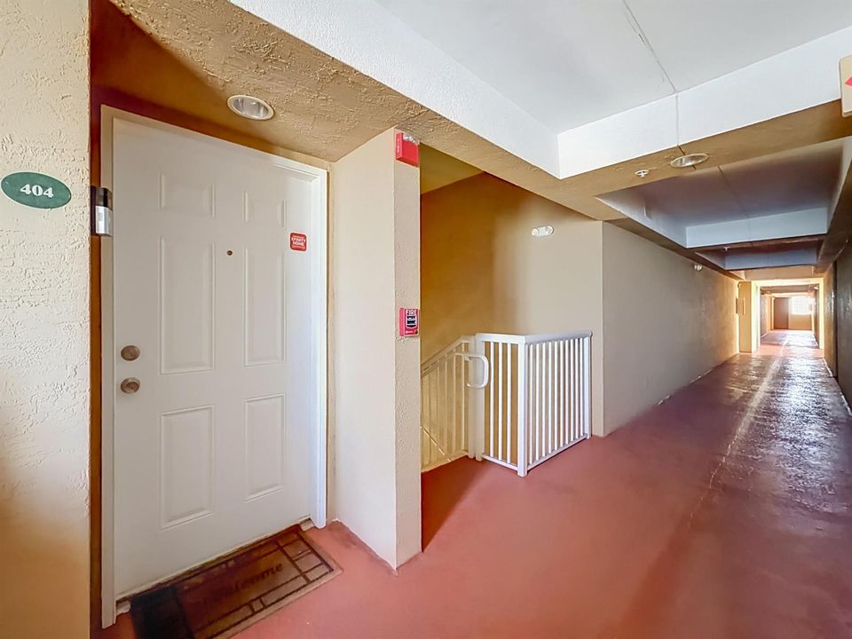 519 E Sheridan Street #404-15