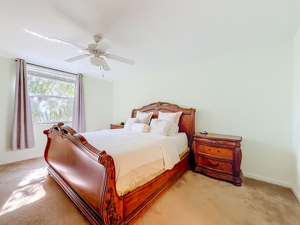 519 E Sheridan Street #404-61