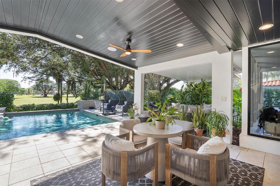 For Sale: $3,550,000 (5 beds, 5 baths, 3193 Square Feet)