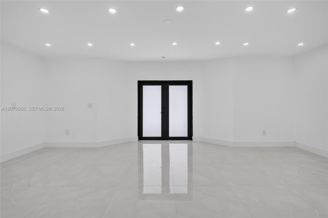 На продажу: $759,000 (3 спален, 3 ванн, 2705 Квадратных фут)