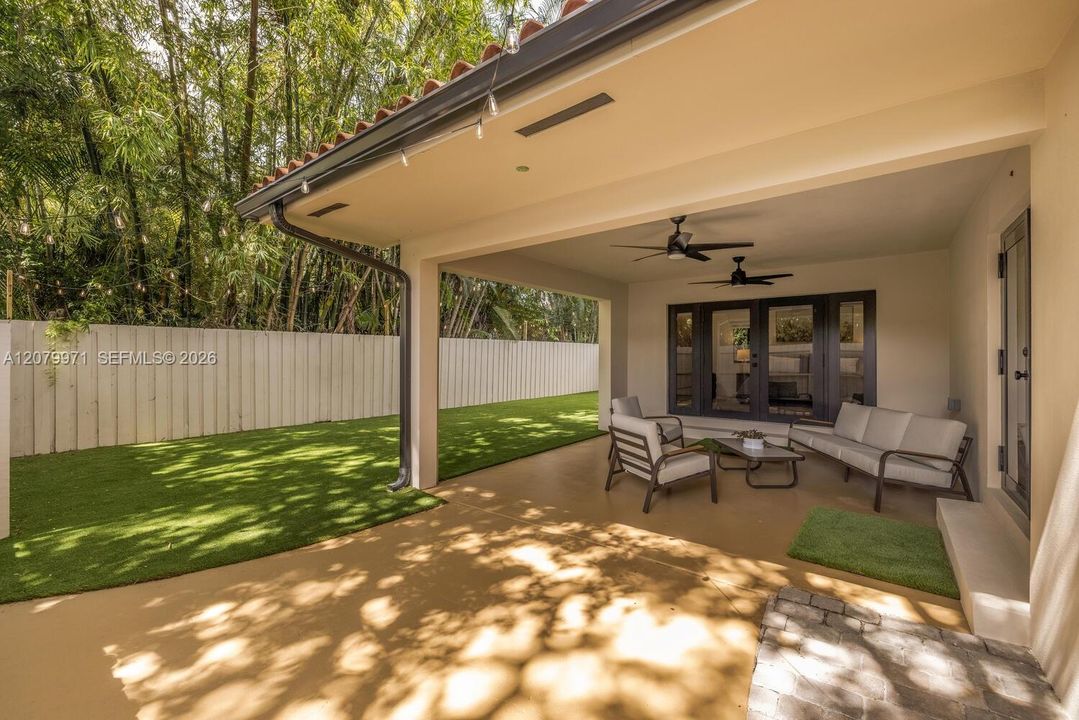 For Rent: $8,200 (3 beds, 2 baths, 2030 Square Feet)