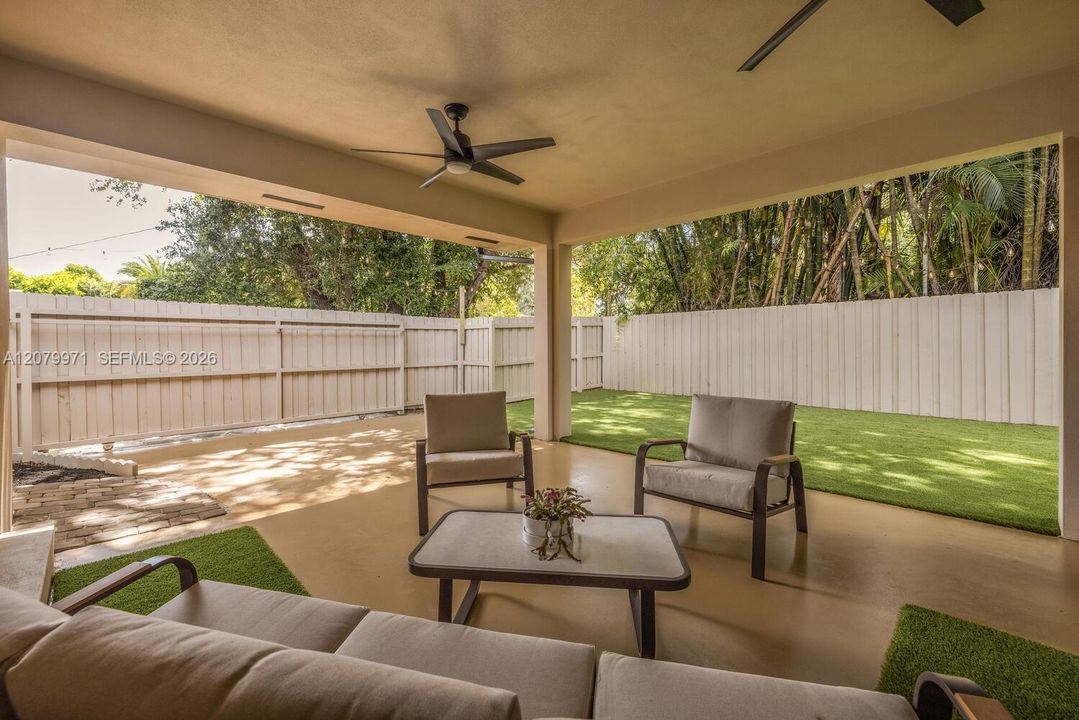 For Rent: $8,200 (3 beds, 2 baths, 2030 Square Feet)