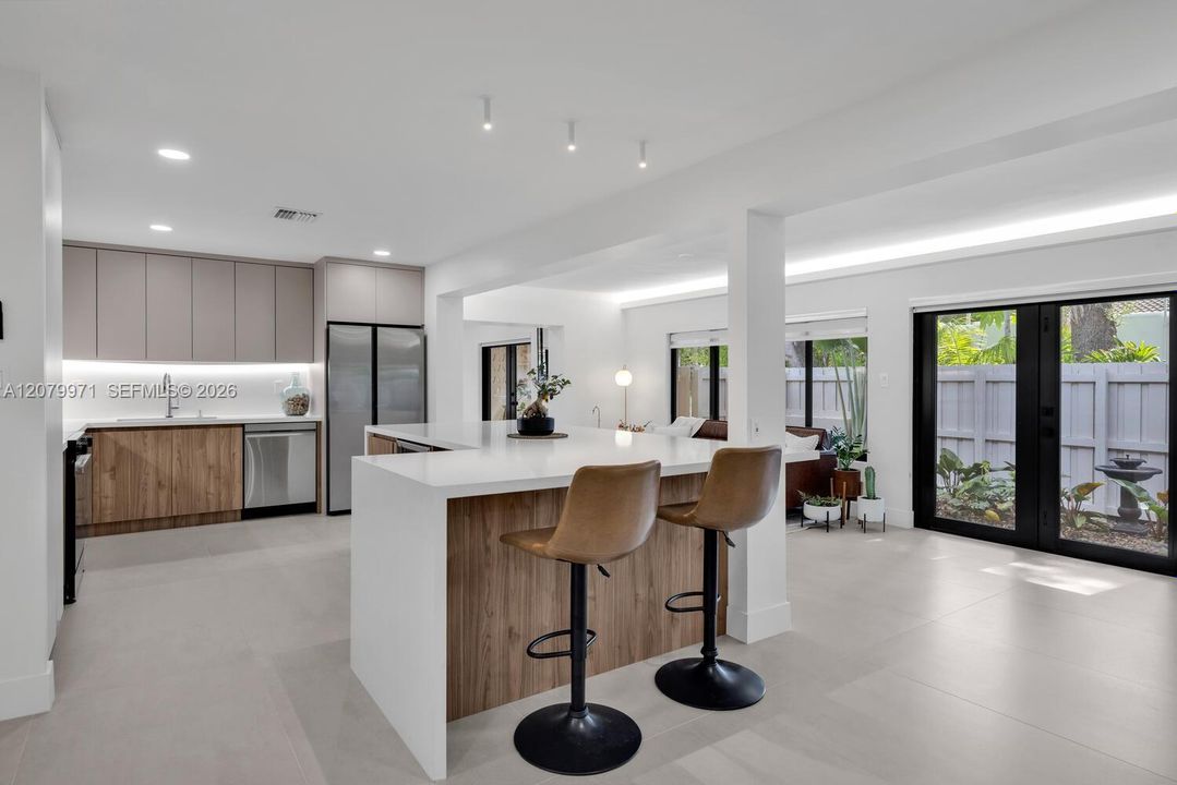 For Rent: $8,200 (3 beds, 2 baths, 2030 Square Feet)