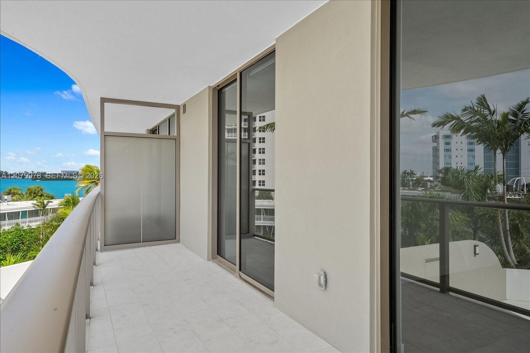 For Sale: $3,995,000 (3 beds, 4 baths, 3075 Square Feet)